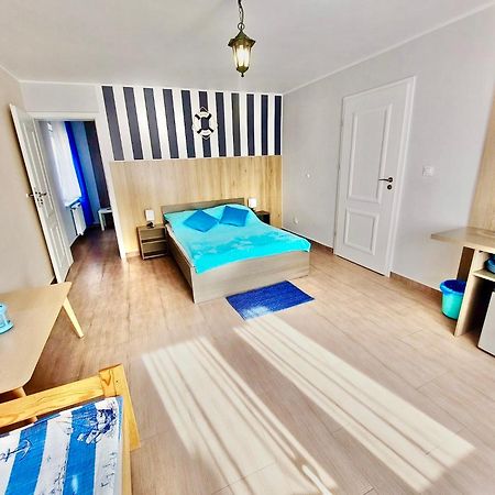 Villa Baltic 卡尔维亚 外观 照片